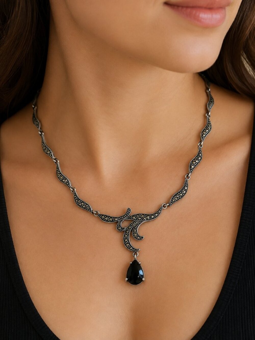 KQ 925 Sterling Silver Marcasite Black Teardrop Necklace 18"